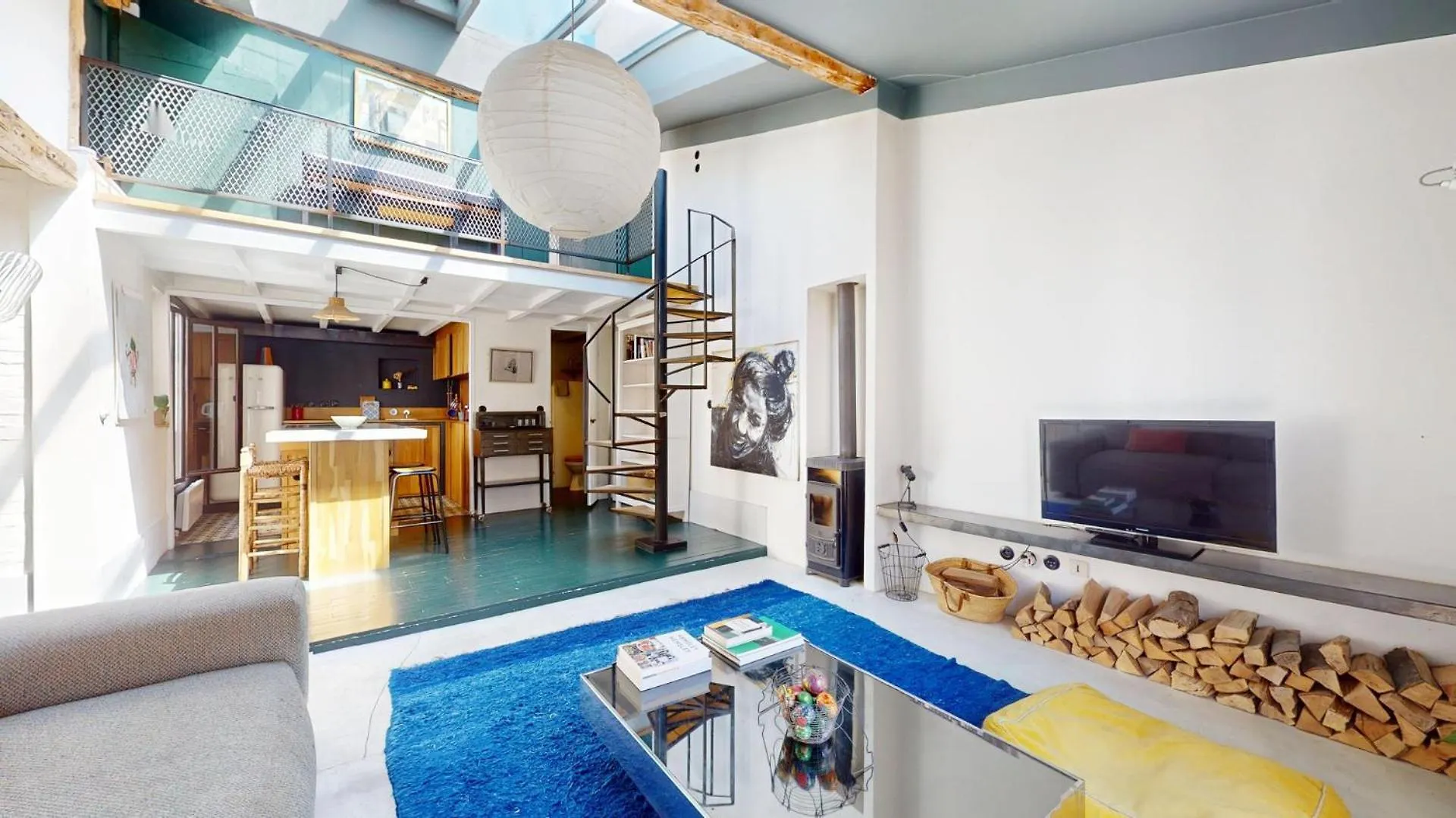 Charming Loft Apartment By Canal Saint Martin Paris